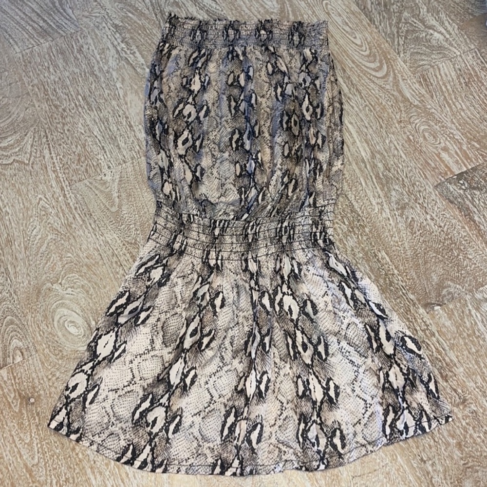 SOFIA by VIX Snakeskin dress strapless
